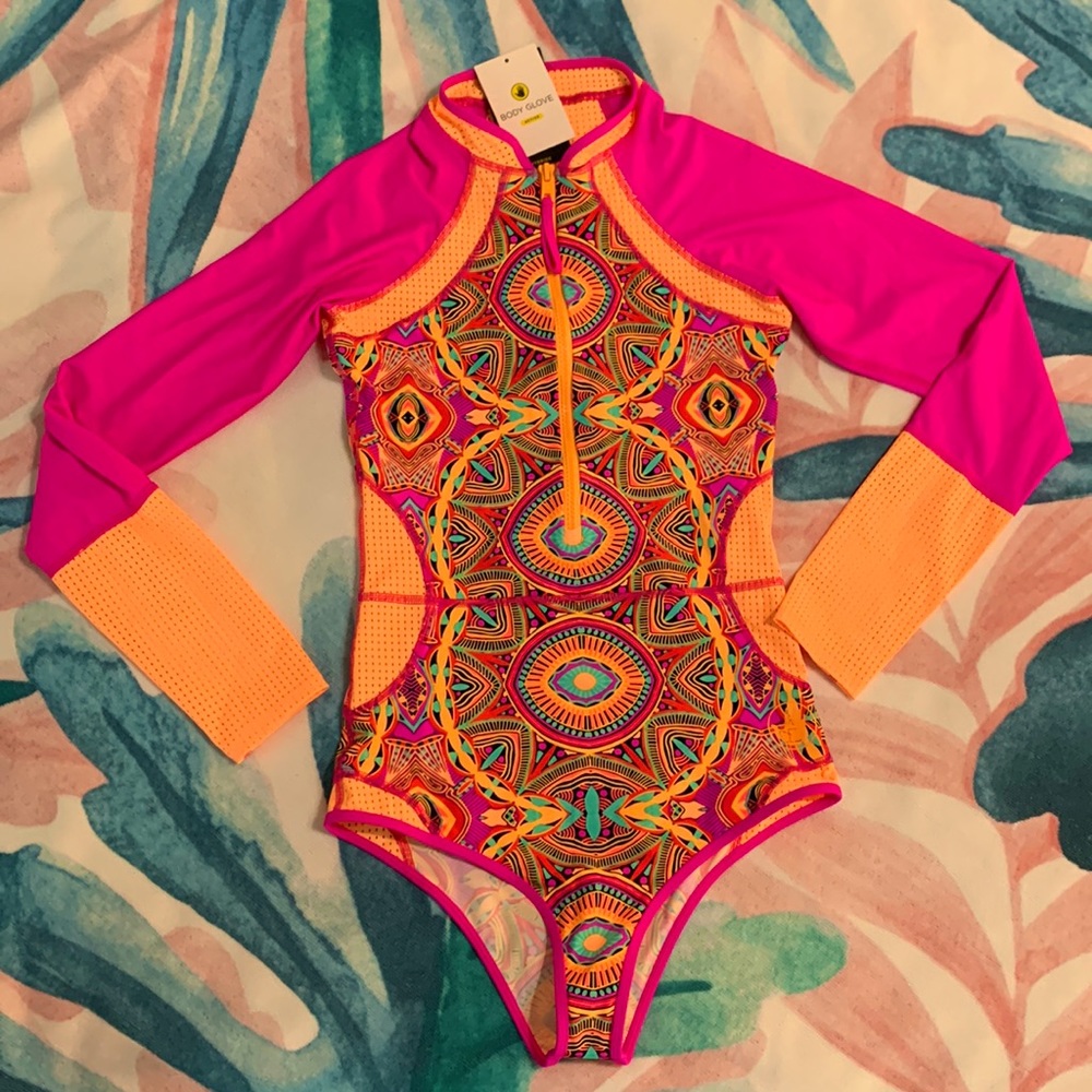 Women’s Body Glove one piece swim/rash guard